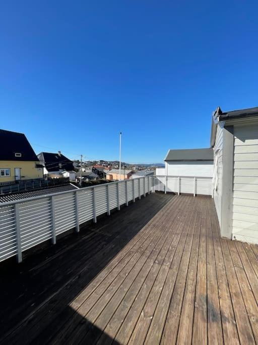 Lovely 2 Bedroom Apartmen With Free Parking Bergen Eksteriør bilde