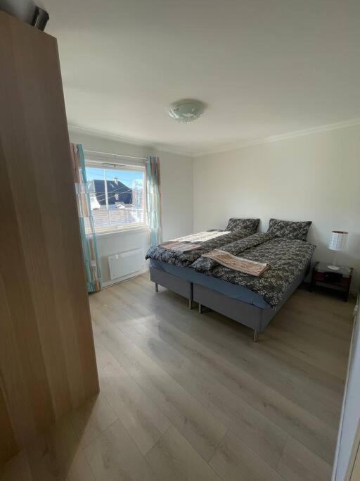 Lovely 2 Bedroom Apartmen With Free Parking Bergen Eksteriør bilde